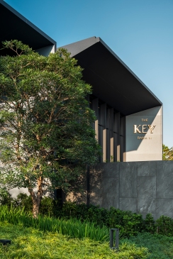 The Key Rama 3 Sale Office • Interior Architects » Tidtang Studio